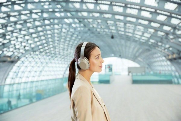Sony MDR-1000X Wireless Bluetooth Noise Cancelling Ambient S... - Image 14