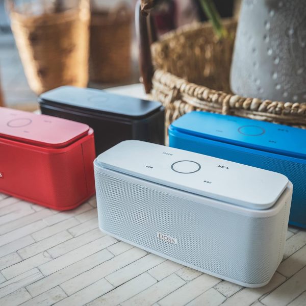 DOSS SoundBox Touch Portable Wireless Speaker with 12W HD So... - Image 9