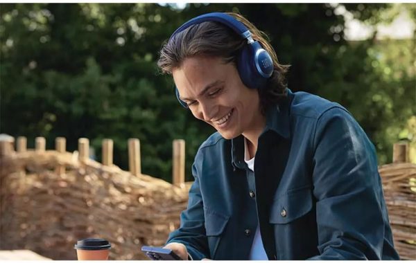JBL Live 770 NC Wireless Over-Ear Headphones with Noise-Canc... - Image 6