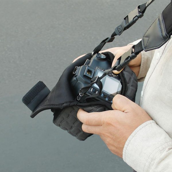 USA Gear DSLR Camera Case/SLR Camera Sleeve with Neoprene Pr... - Image 8