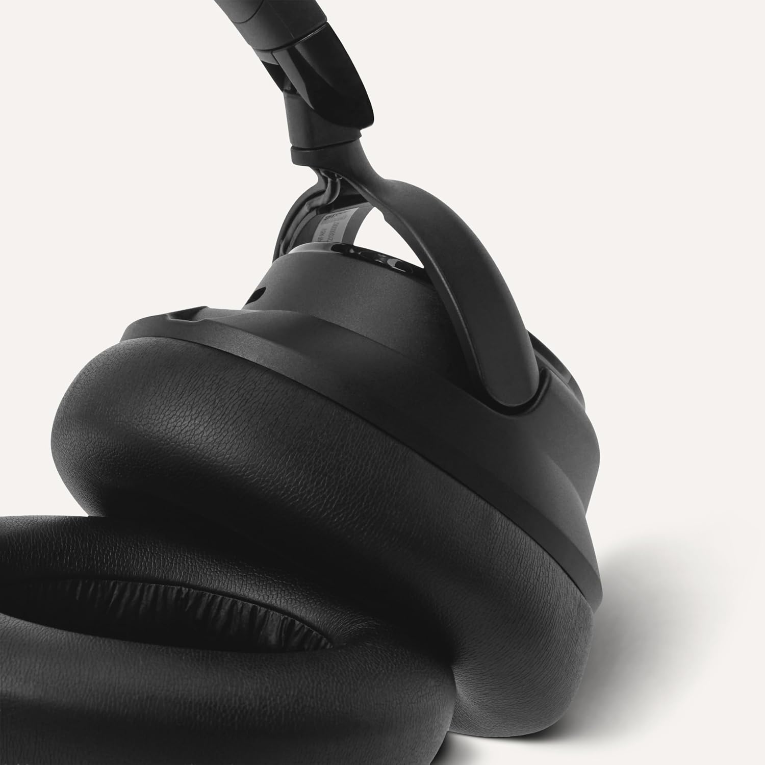 Amazon Basics Wireless Bluetooth 5.3 Over-Ear Headphones wit... - Image 4